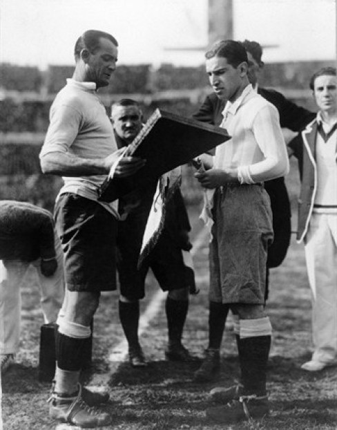 Seleções Imortais – Uruguai 1920-1930 21 CAPITAES ARG URU 1930 2