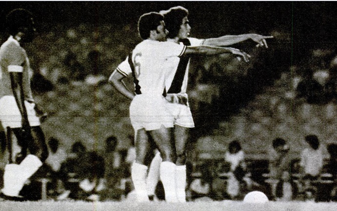 Esquadrão Imortal - Vasco 1974 20 alfinete roberto vasco 74
